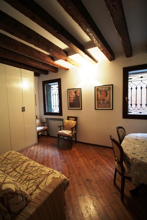Venezianamente Apartments - Venice City Centre Buitenkant foto